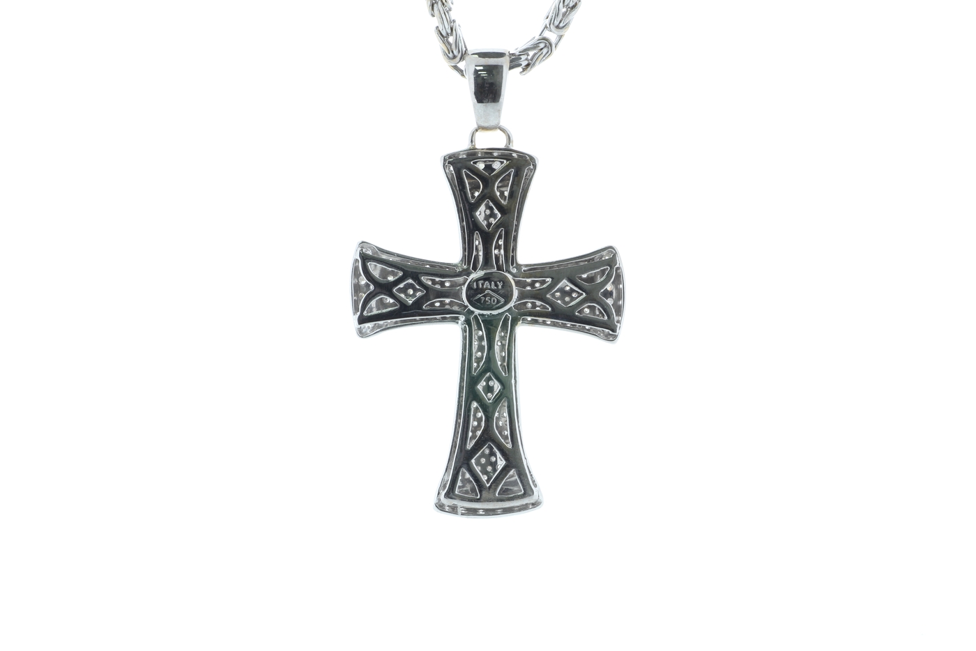 18k White Gold Diamond Cross Pendant and Chain 5.12 Carats Carats - Image 4 of 4