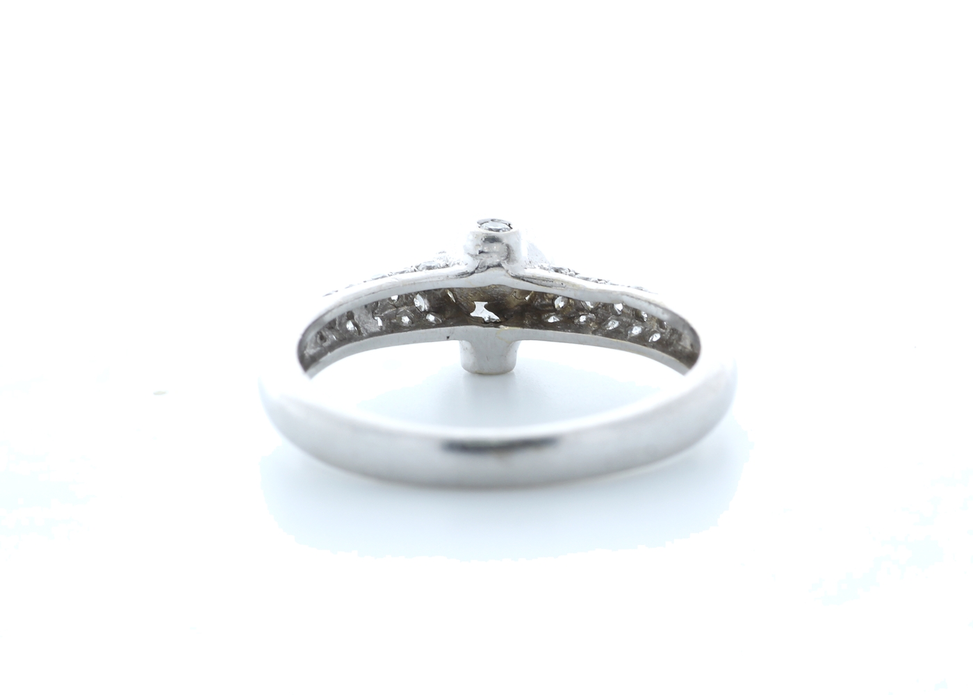 18k White Gold Rubover Set Diamond Ring 0.70 (0.56) Carats - Image 3 of 5