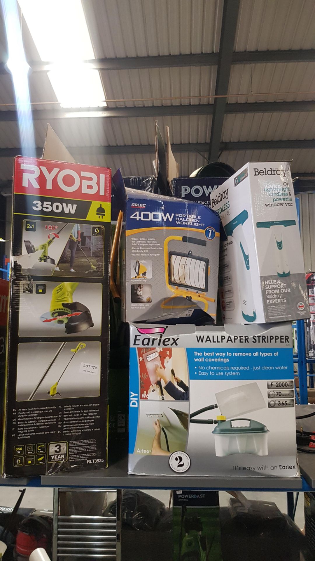 (R4E) 4 Items. 1x Ryobi 350W Corded Garden Trimmer. 1x Arlec 400W Portable Halogen Work light. 1x Be - Image 5 of 5