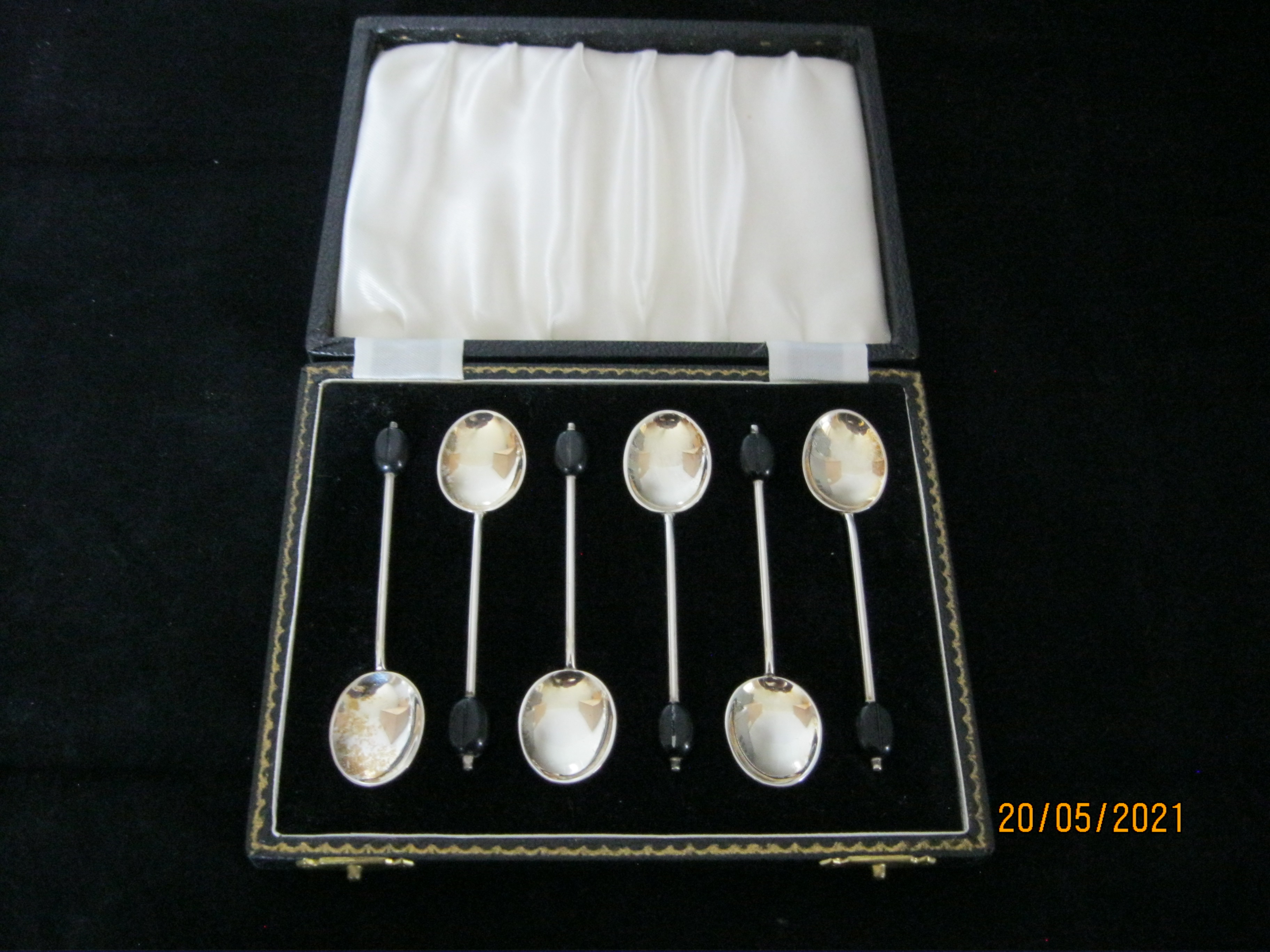 Vintage Case Set Of Six Coffee / Tea Spoons 1962-1963
