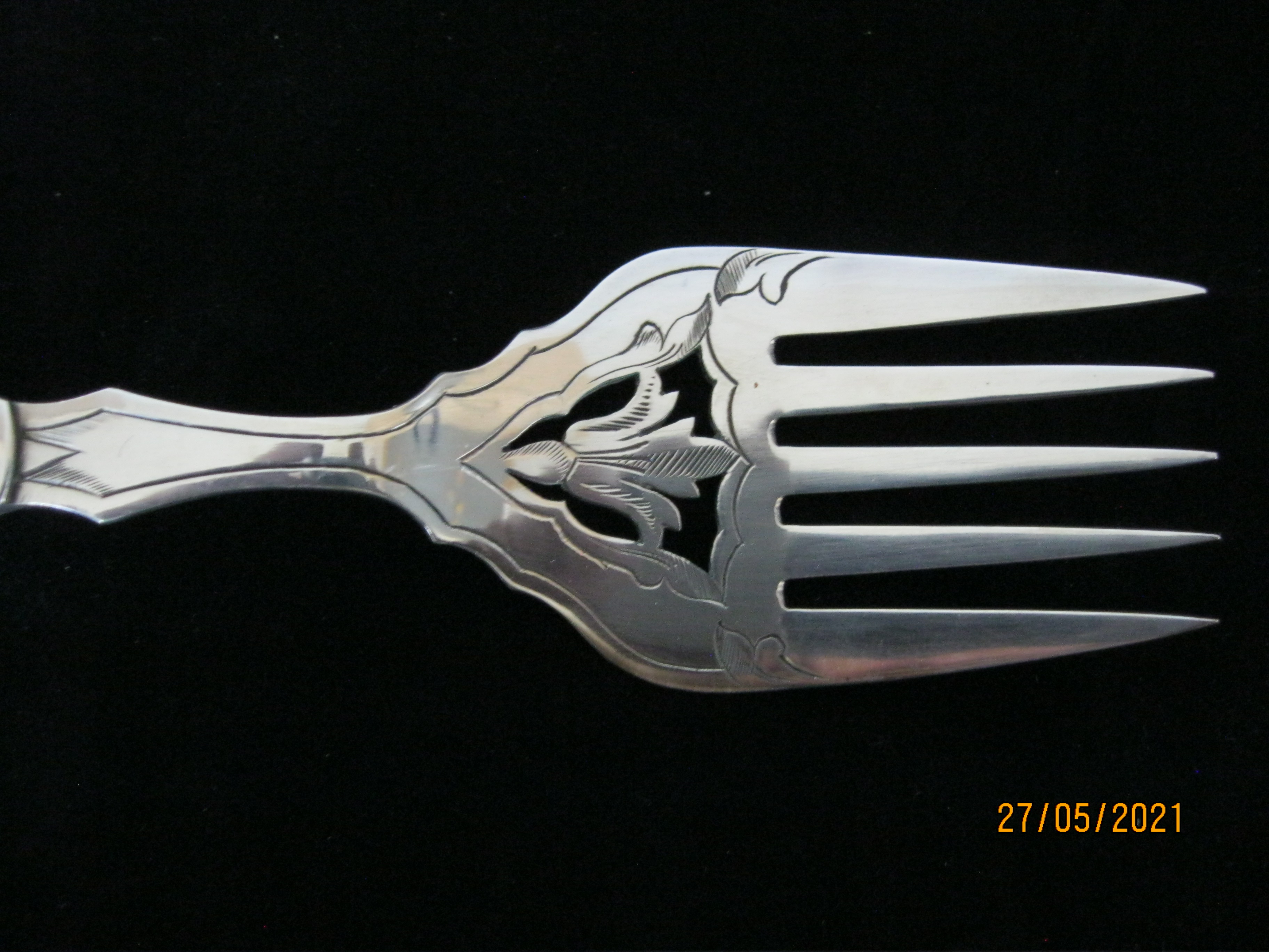 Vintage Fish Serving Set In Case - Image 7 of 10