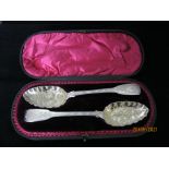 Pair Of Antique Victorian Silver & Gilt Berry Spoons In Case 1845