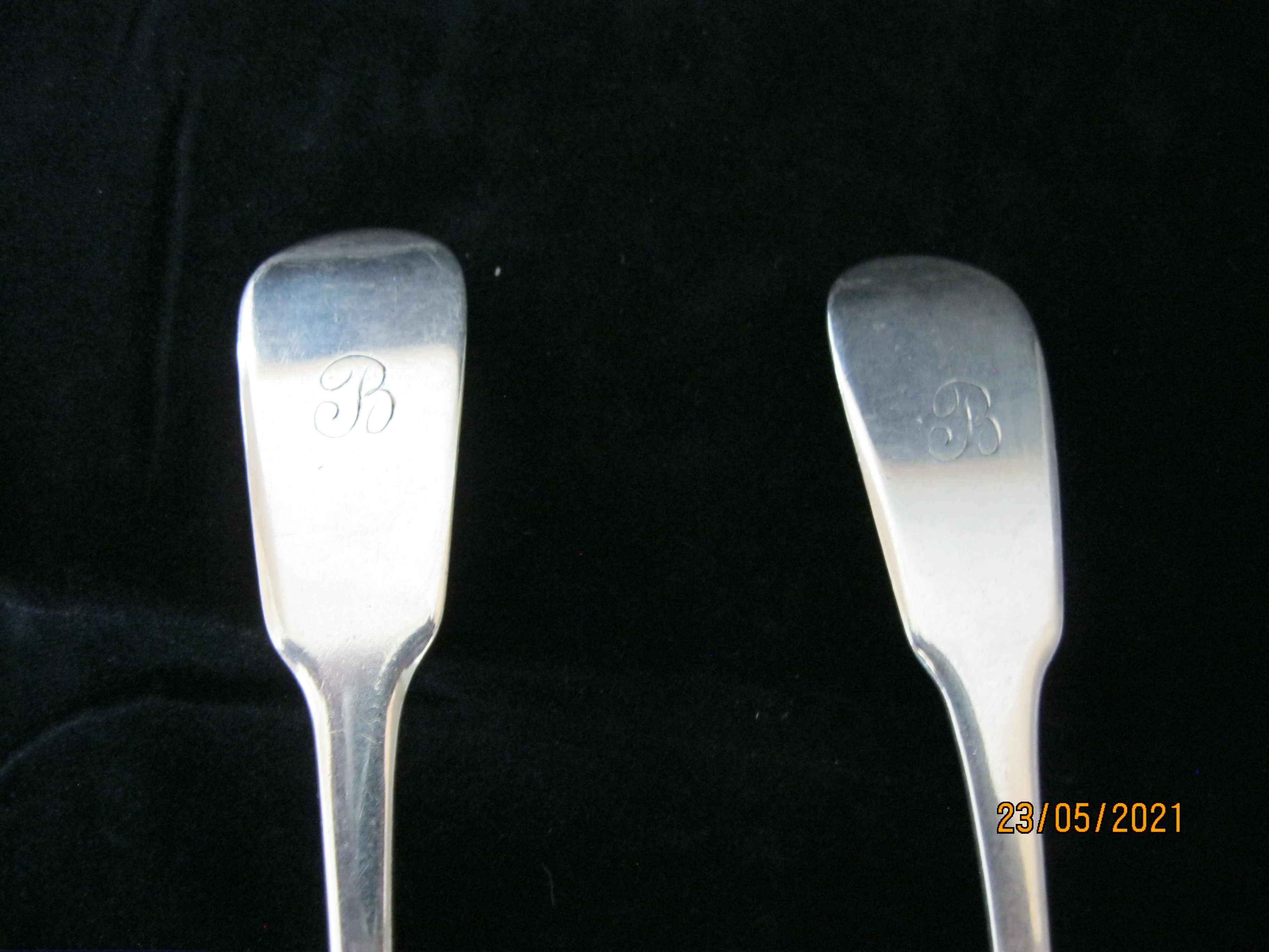 Pair Antique Georgian Sterling Silver Table / Serving Spoons 1814 London - Image 3 of 5