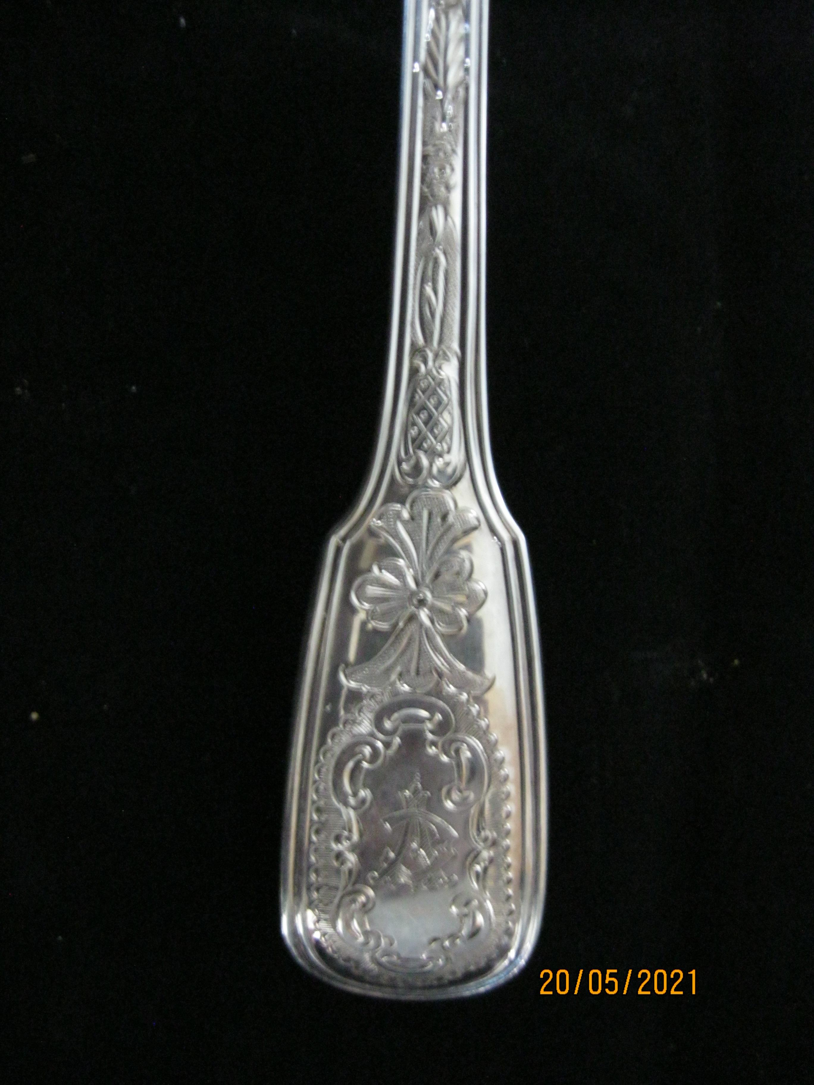 Pair Of Antique Victorian Silver & Gilt Berry Spoons In Case 1845 - Image 4 of 9