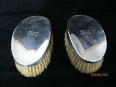 Pair Of Silver Coat Brushes & Comb In Leather Case 1925 Birmingham