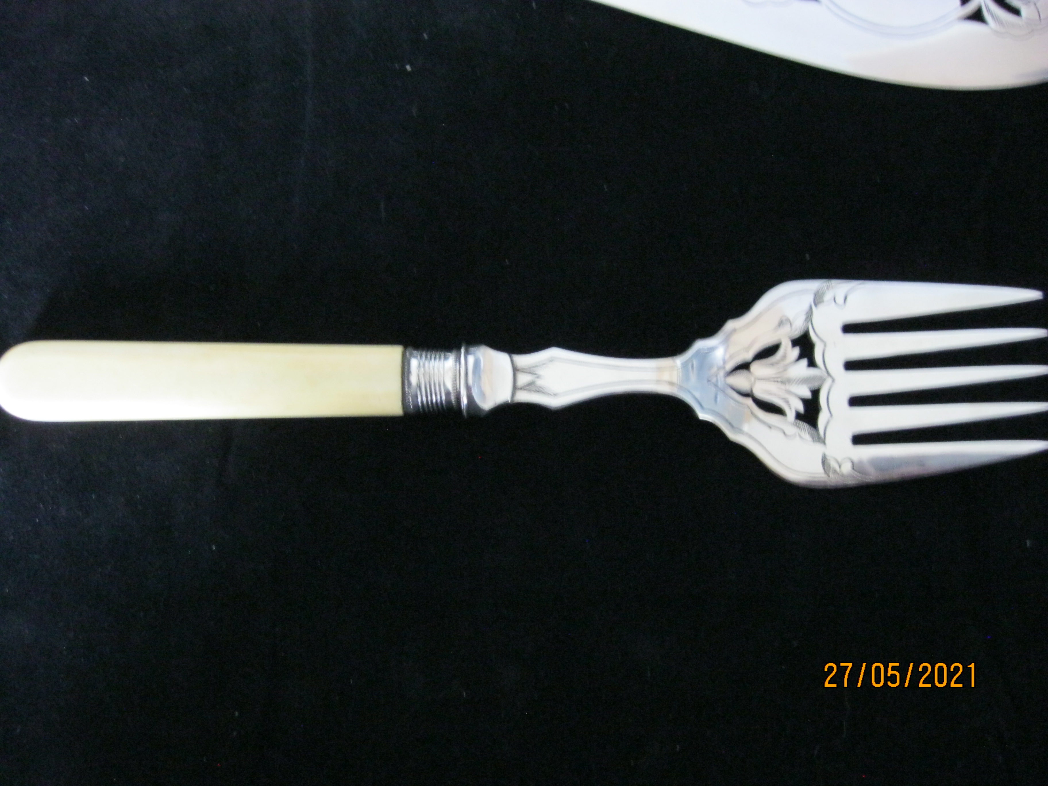 Vintage Fish Serving Set In Case - Image 6 of 10