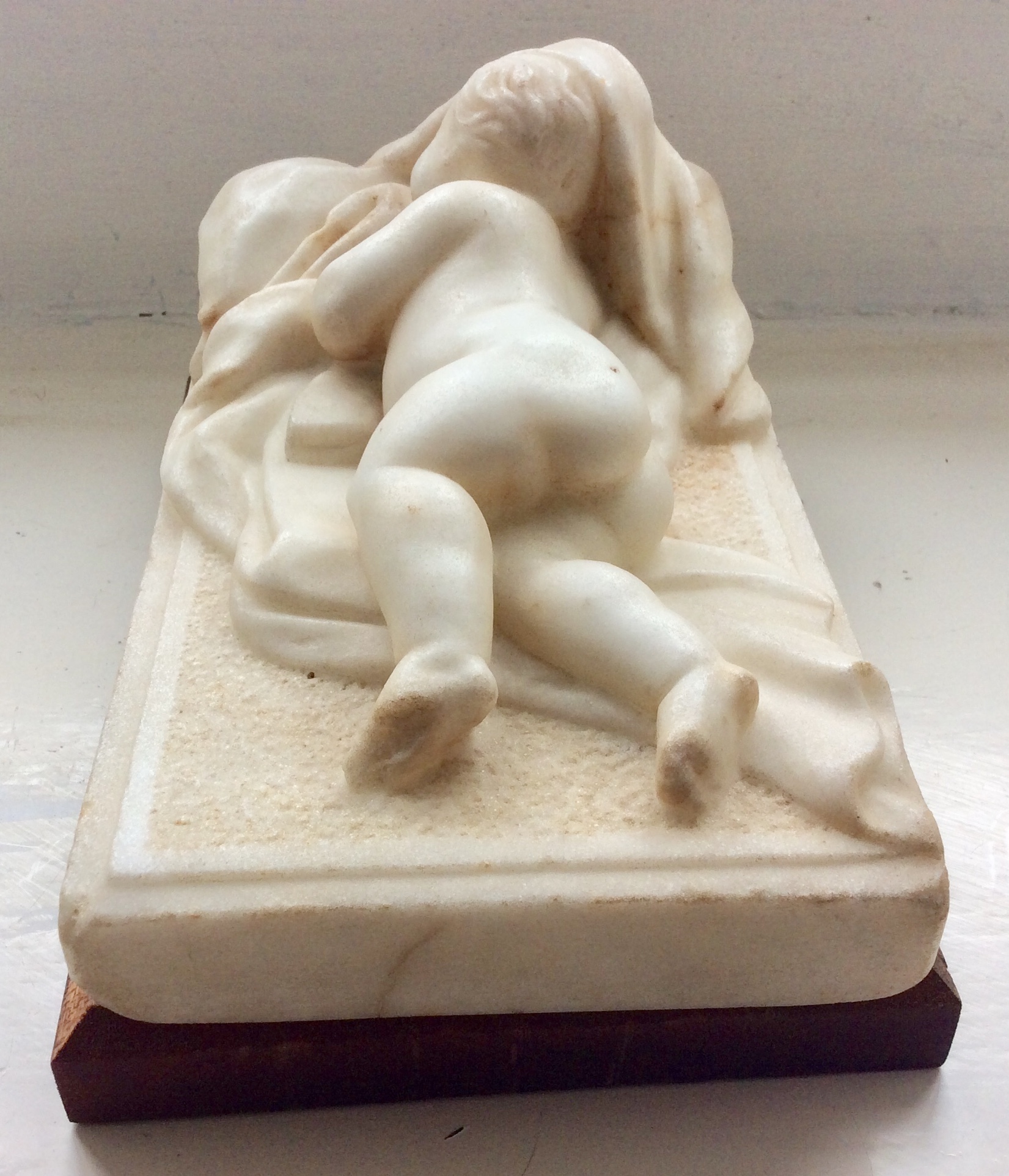 White Marble Sculpture of a Sleeping Child - Image 10 of 10