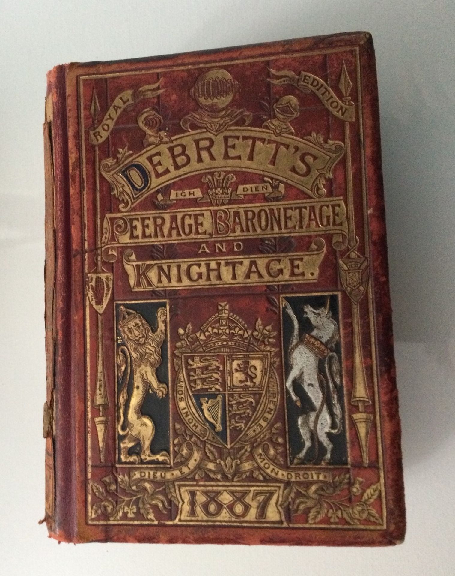 Debrett's Peerage, Baronetage and Knightage 1897. The Royal Edition - Image 3 of 3