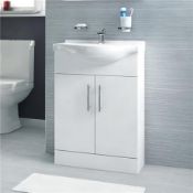 New (R57) 550mm Vanity Unit - 2 Door- White. 2 Soft Closing Doors Open Up To Ample Storage For...