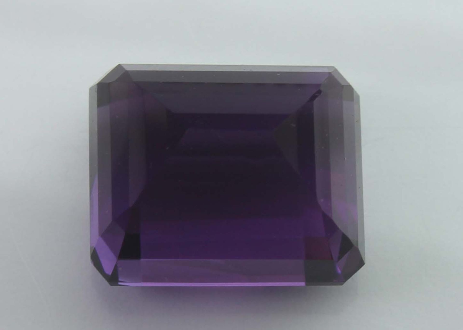 Amethyst 8.85 Ct - Image 4 of 5