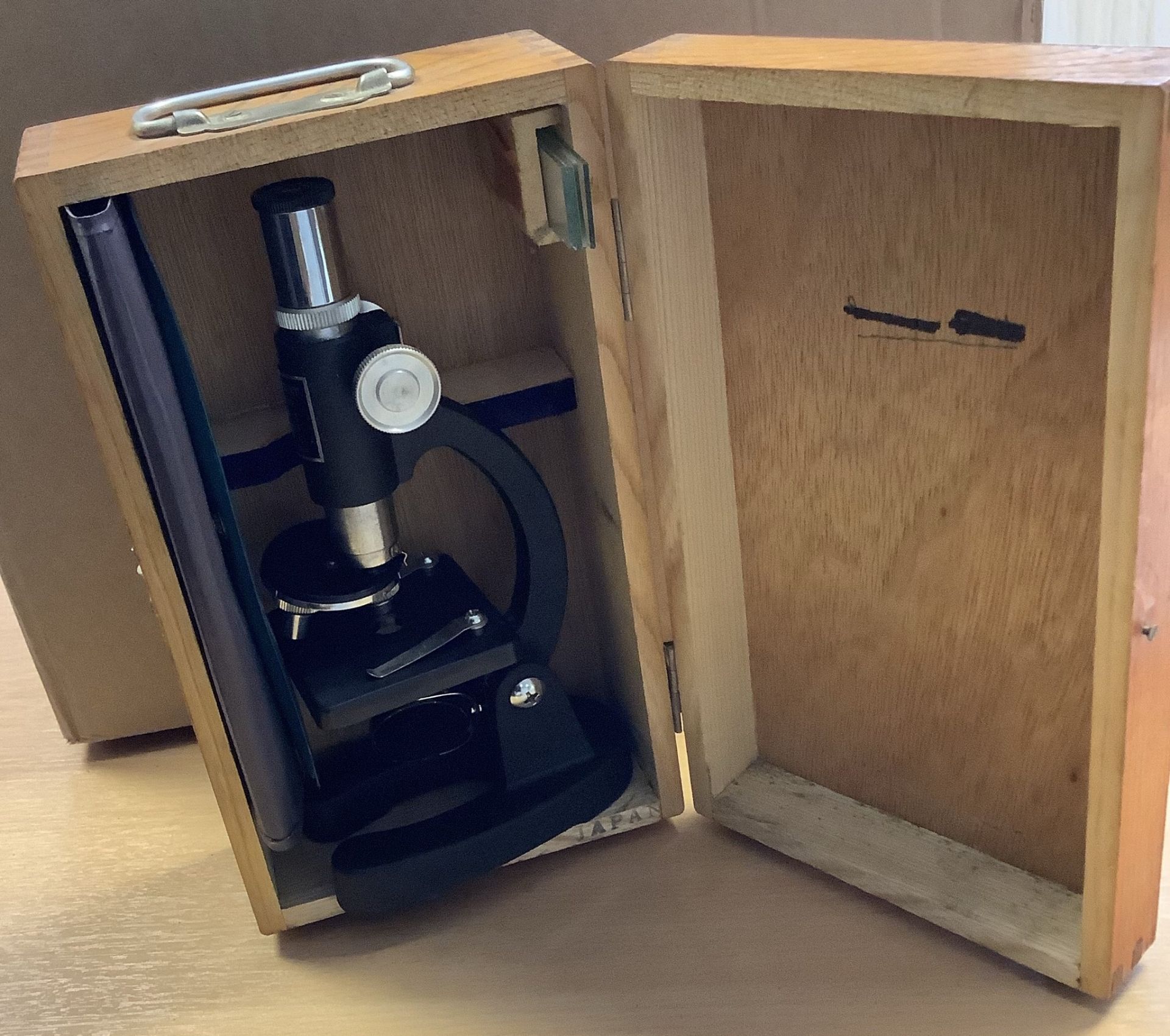 Vintage Microscope With Slides & Tools - Image 2 of 3