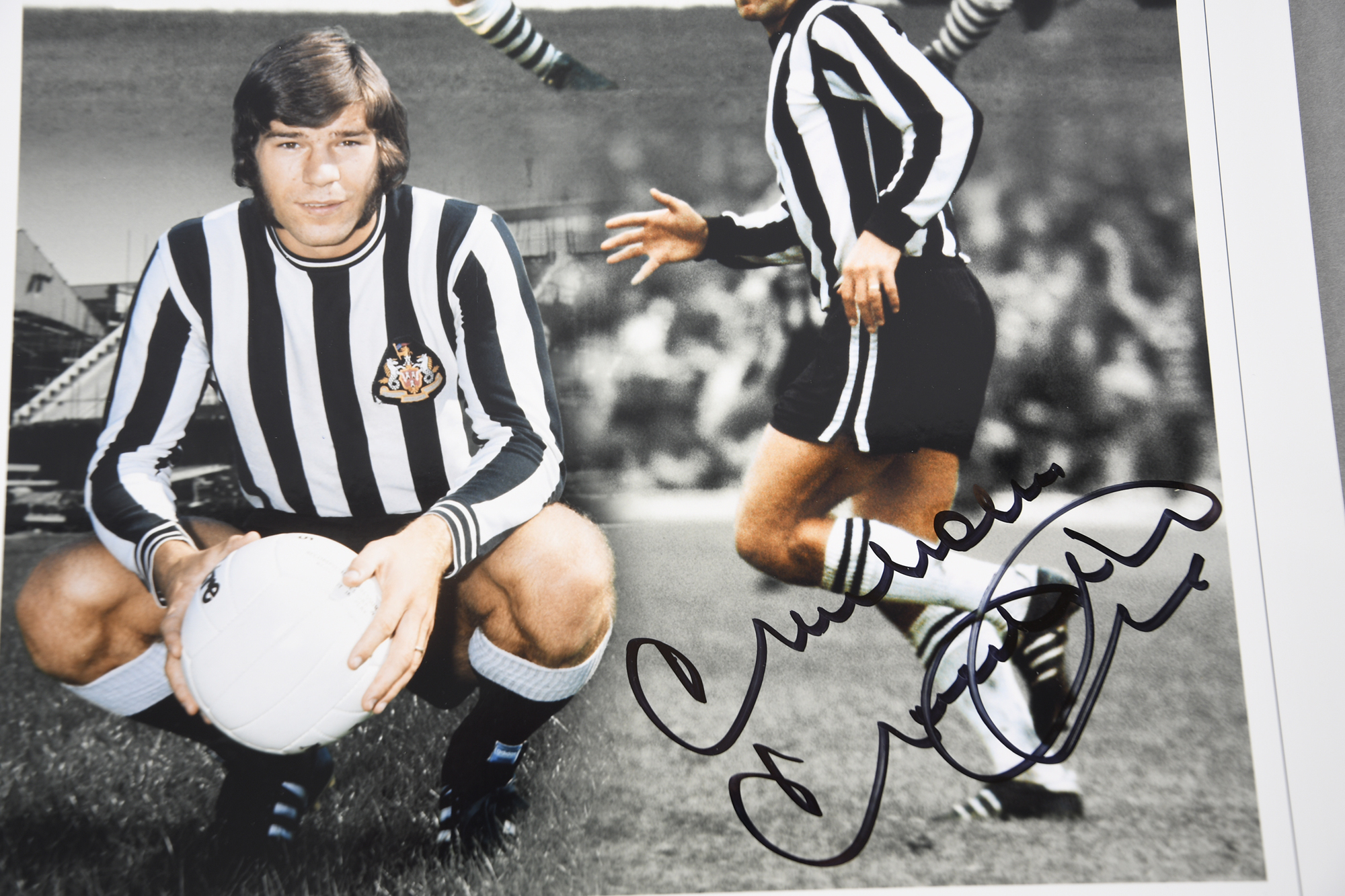 NEWCASTLE LADS Original signature on photo. - Image 5 of 5