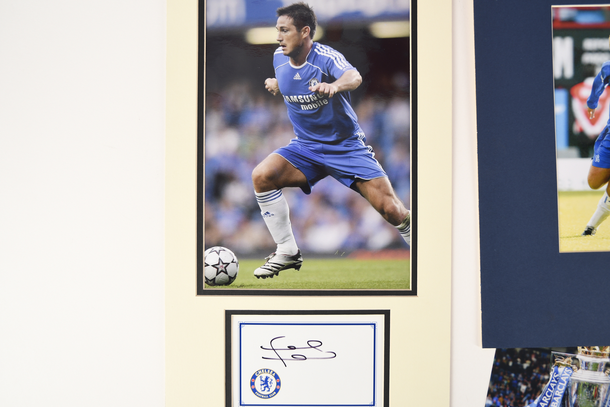 CHELSEA STARS & SIGNED FLAG Original Signature - Image 4 of 11