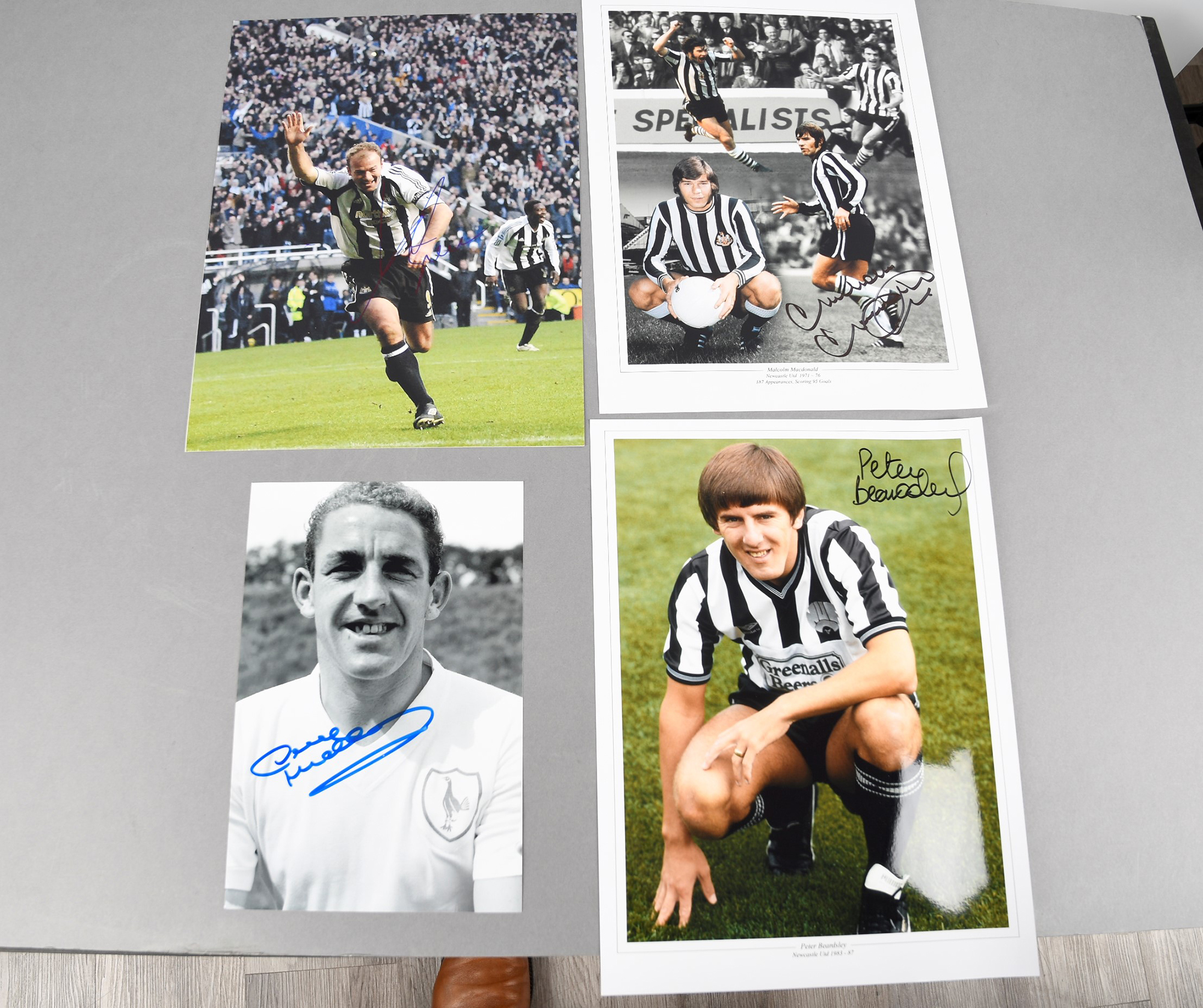 NEWCASTLE LADS Original signature on photo. - Image 3 of 5