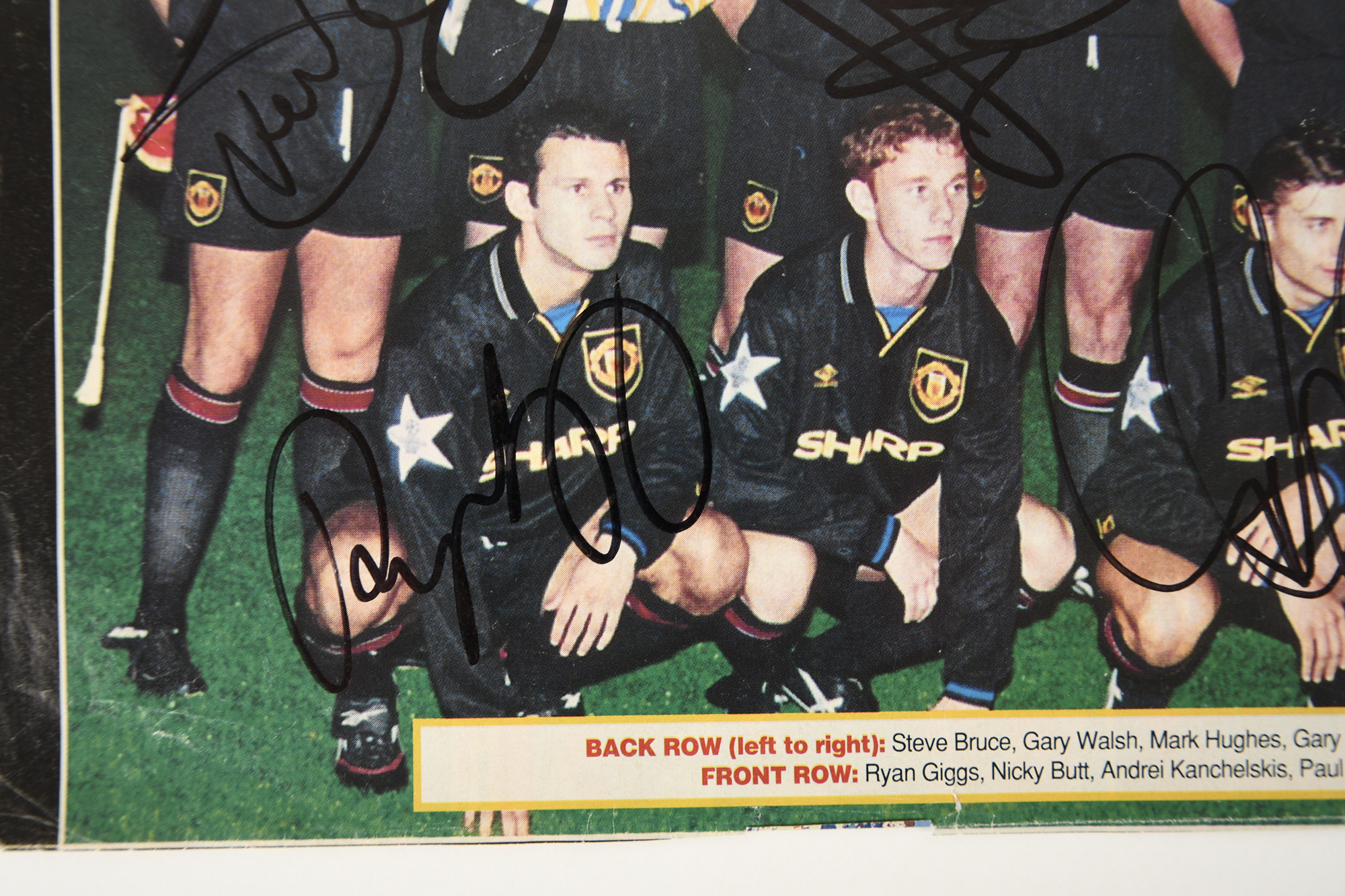 MAN UTD Circa 1994 Original signatures - Image 3 of 5