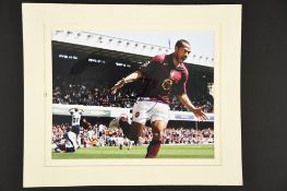 THIERRY HENRY Original signature