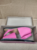 Ladies Sandals Pink RRP £25 Grade A