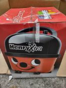 Henry Hoover RRP £100 Grade U