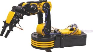 (R3F) 8 Items. 4x Robot Arm Wired Control Robot Arm Kit. 2x 12 In 1 Solar Hydraulic Construction Ki