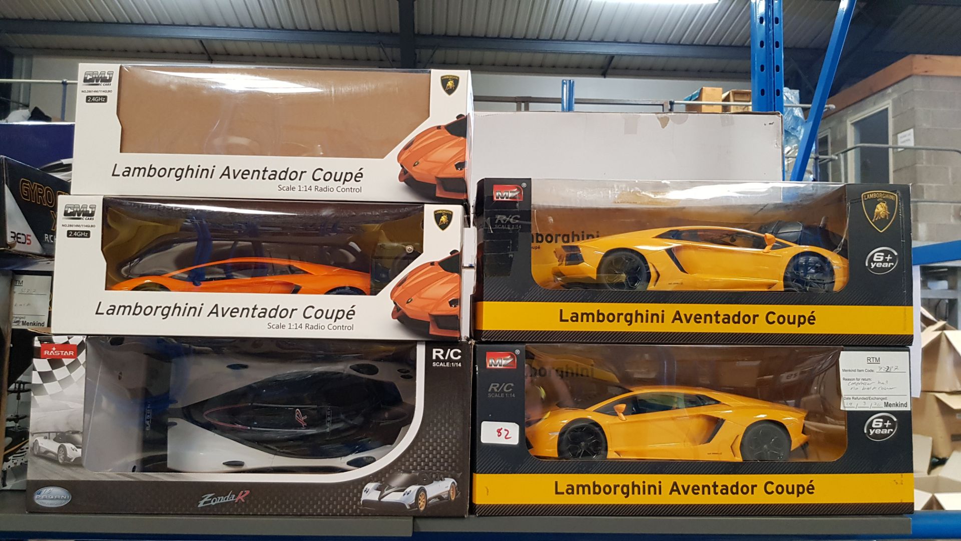 (R3I) 5 Items. 2x MZ Lamborghini Aventador Coupe RC. 2x CMJ Lamborghini Aventador Coupe RC. 1x Rast - Image 4 of 4