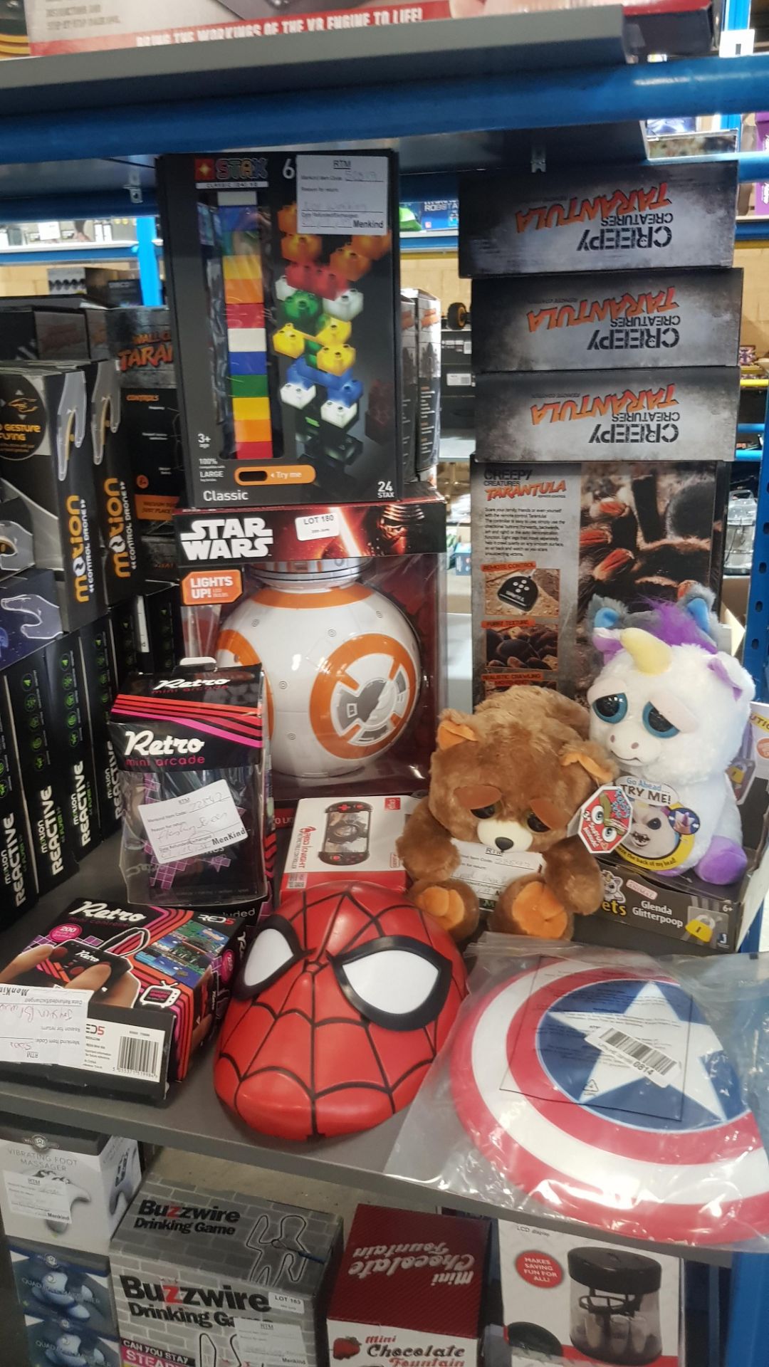 (R2N) 11 Items. 4x Feisty Pets. 1x Star Wars BB8 3D Deco Light. 1x 24 Piece STAX. 1x Retro Mini Arc - Image 7 of 7