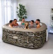 (R7P) 1x Clever Spa Sorrento With Lights RRP £600. (Unchecked. Direct Customer Return).