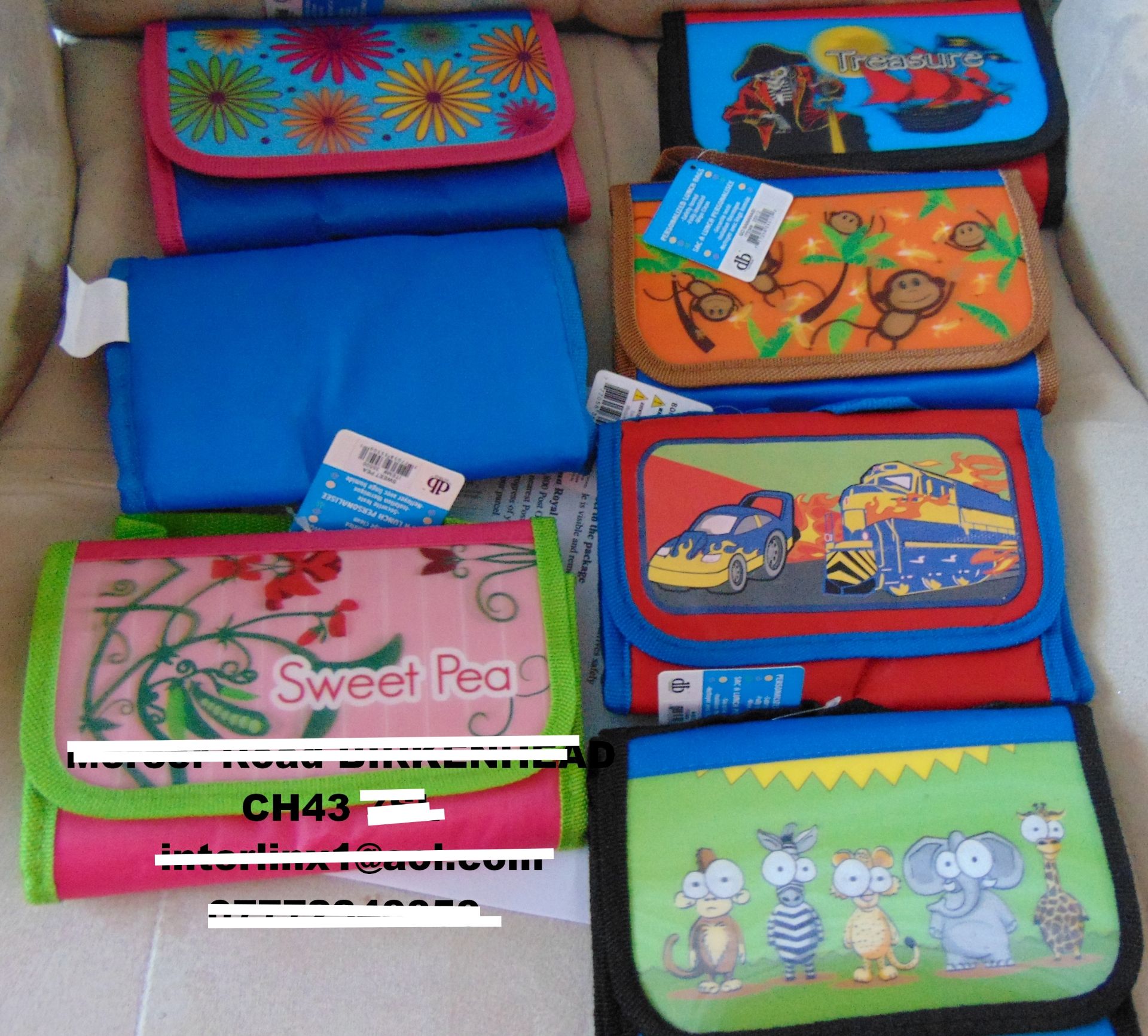 28 X Quality Thermal Interior Childrens Lunch Bags, Plus 12 X Packs Of 4 Pencils - Image 2 of 3