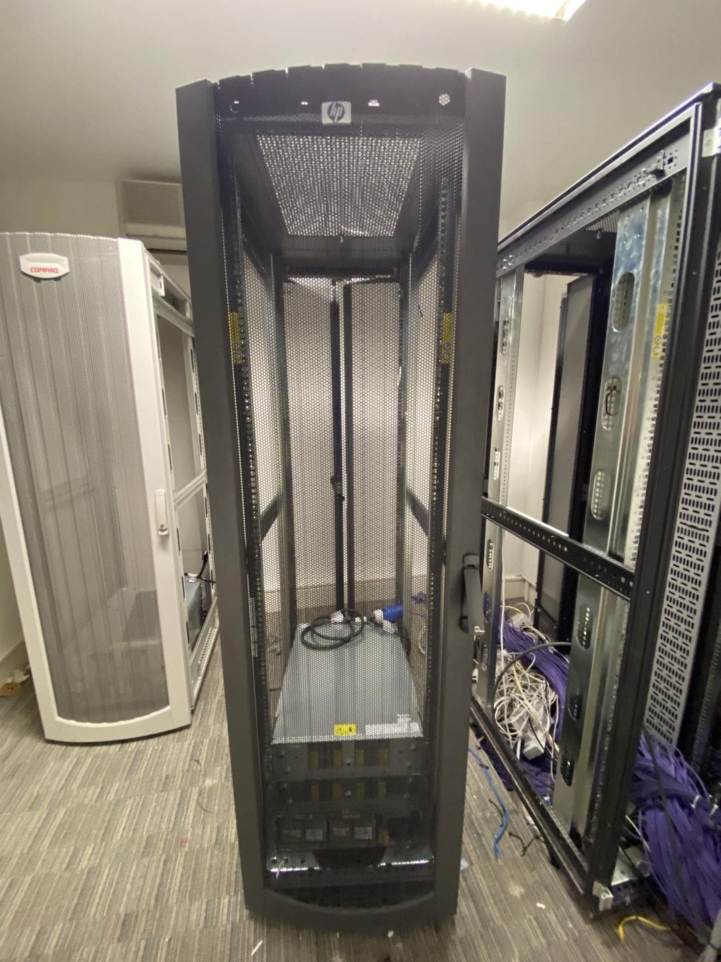 HP Server rack 42u with doors - Image 3 of 4