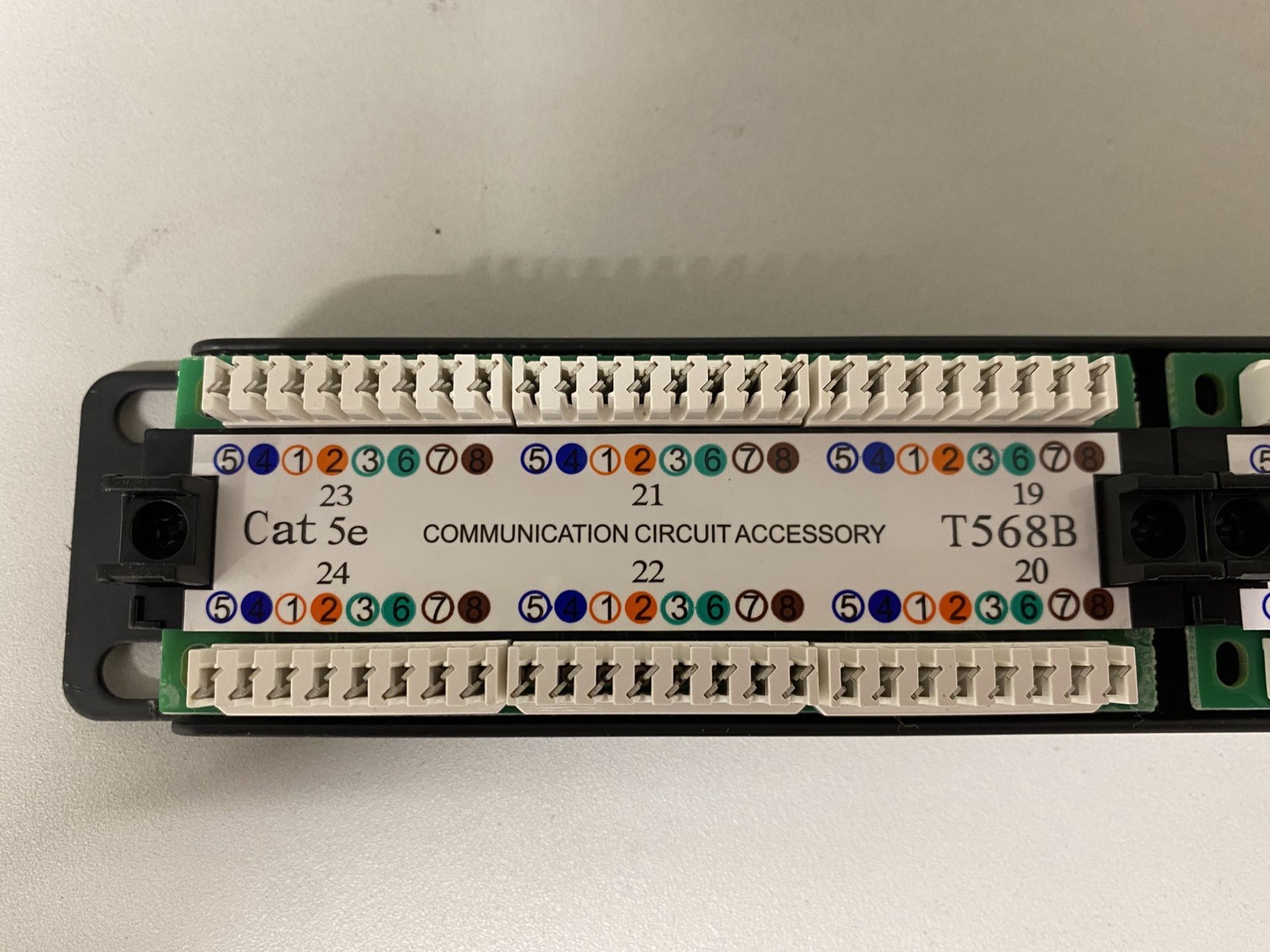 2 x Excel 24 way Ethernet Cat5e patch bay. 19"" 1u - Image 3 of 3