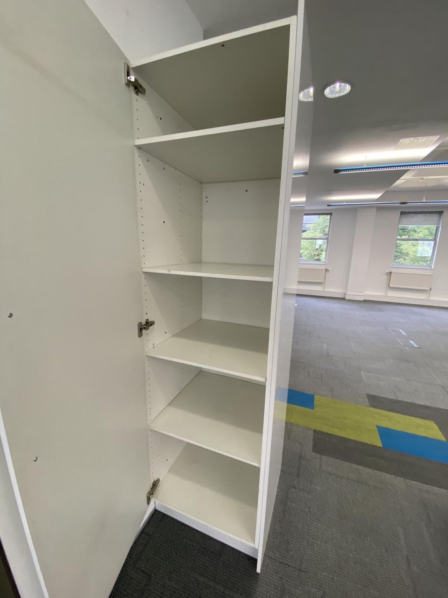 Single White 5 shelves cupboard - Image 3 of 3