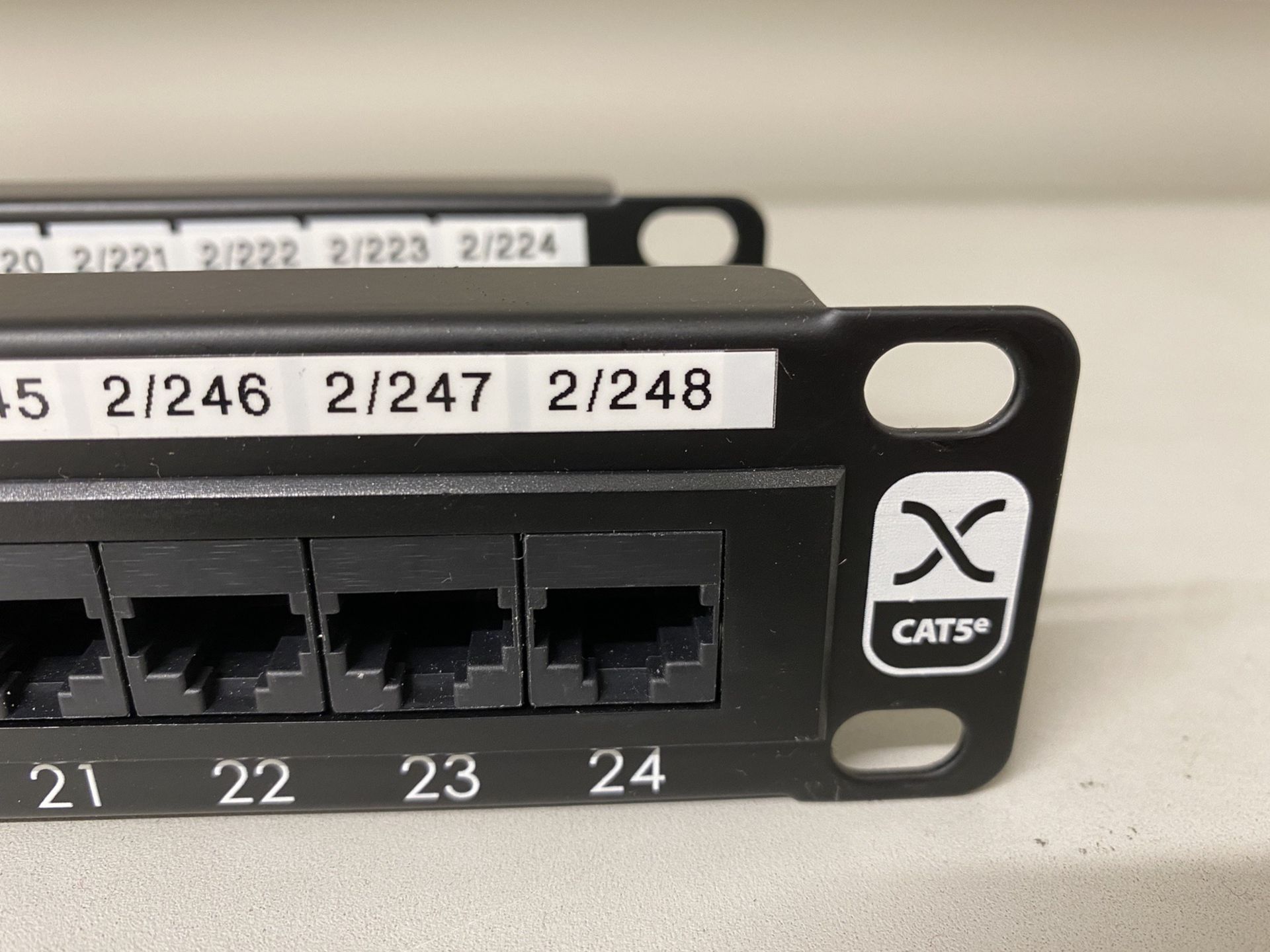 2 x Excel 24 way Ethernet Cat5e patch bay. 19"" 1u - Image 2 of 3