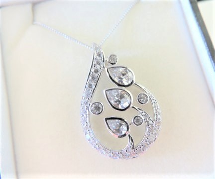 Sterling Silver 4ct Diamonique Pendant Necklace - Image 2 of 3