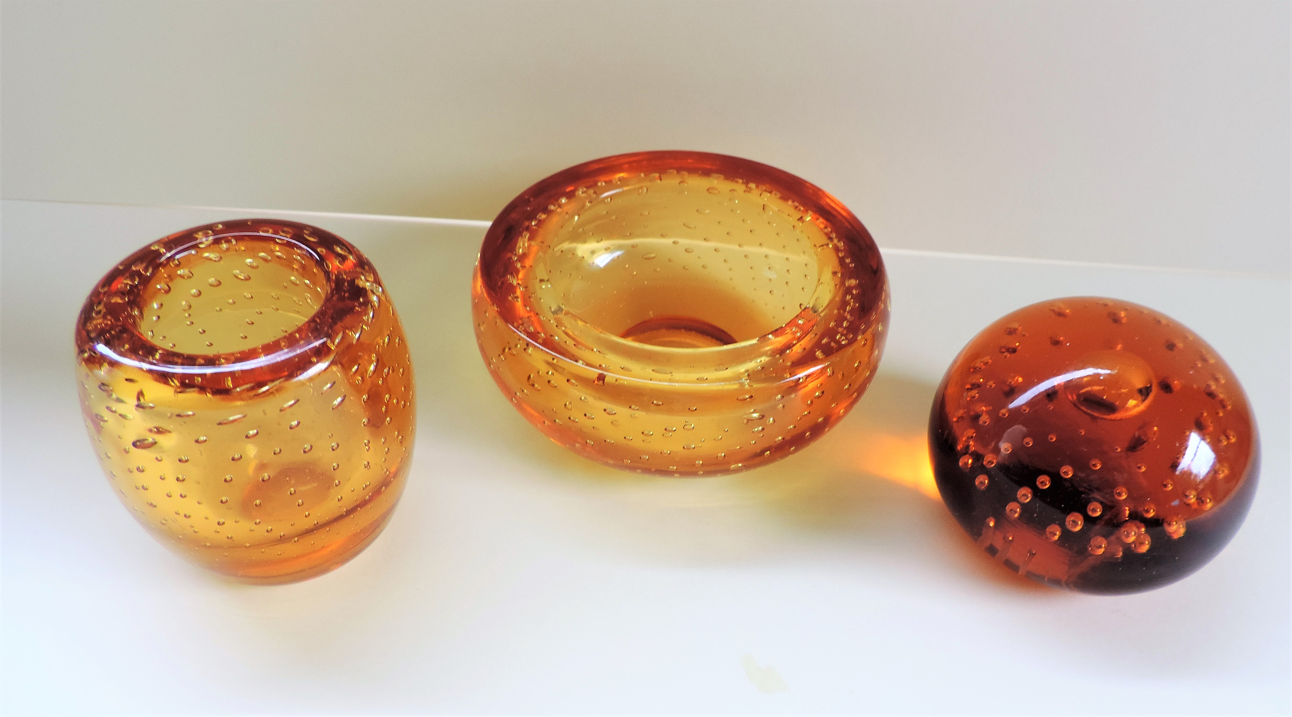 Whitefriars Glass 3 Items Whitefriars Amber Bubble Glass - Image 4 of 6