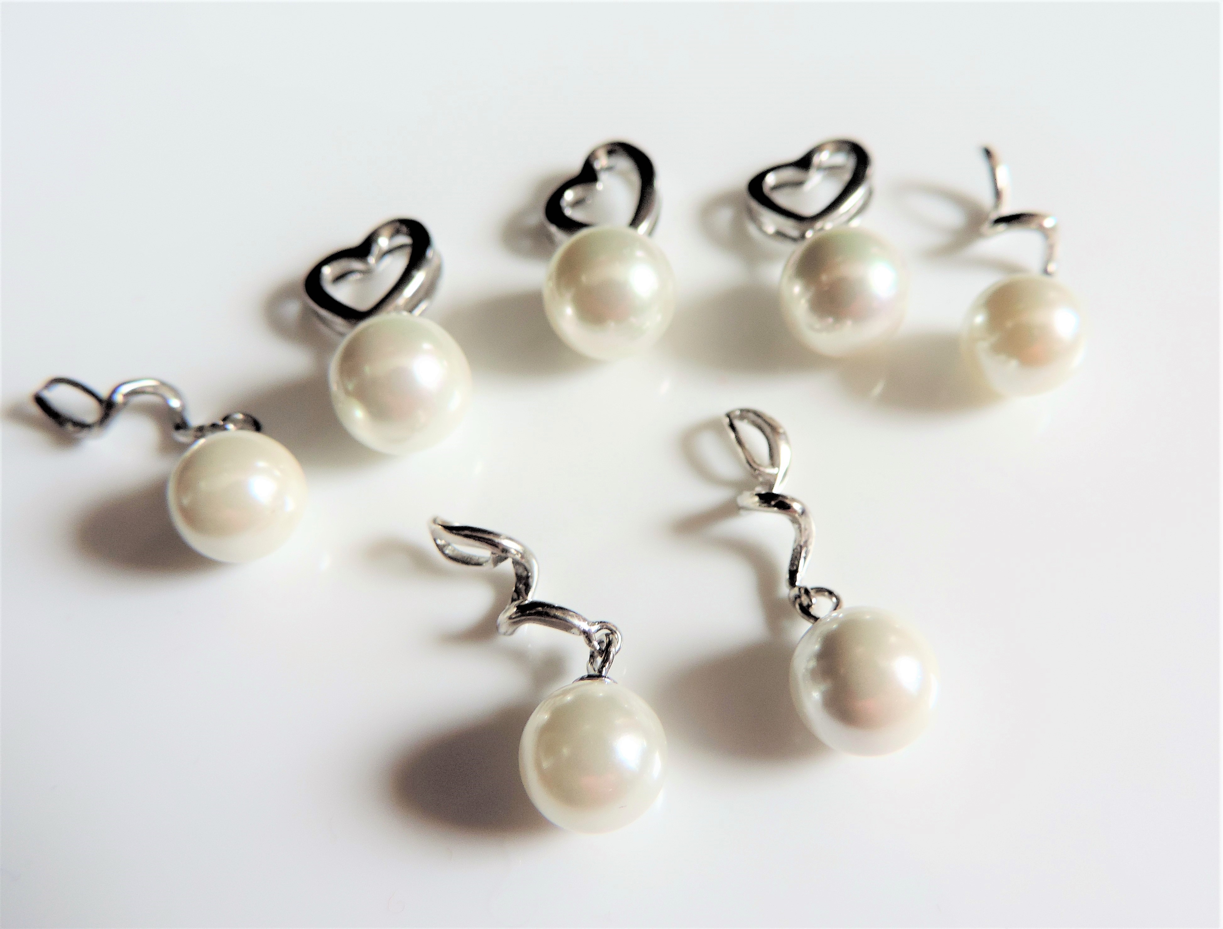 7 x Sterling Silver Pearl Pendants - Image 2 of 3