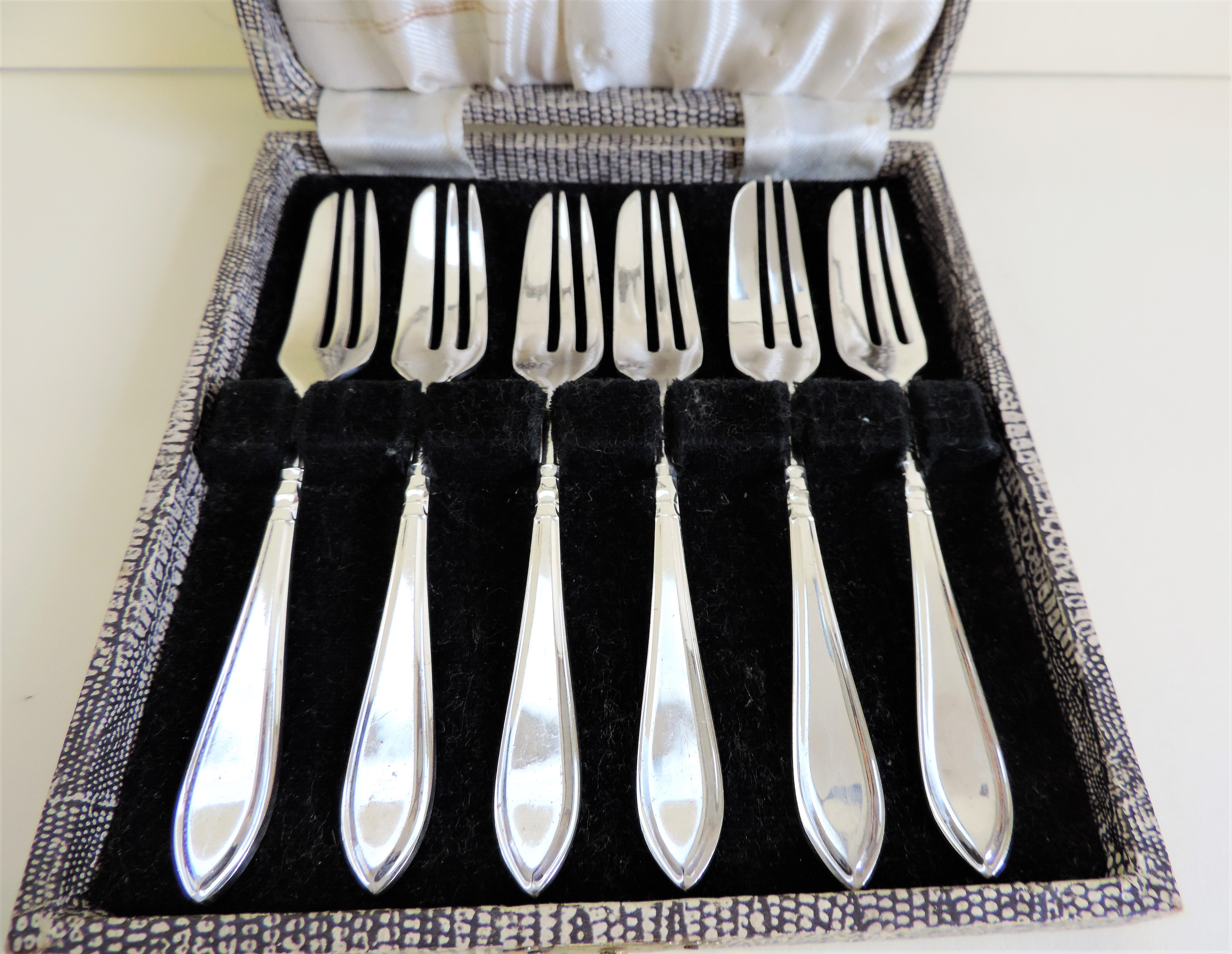 Vintage Silver Plate Pastry Forks
