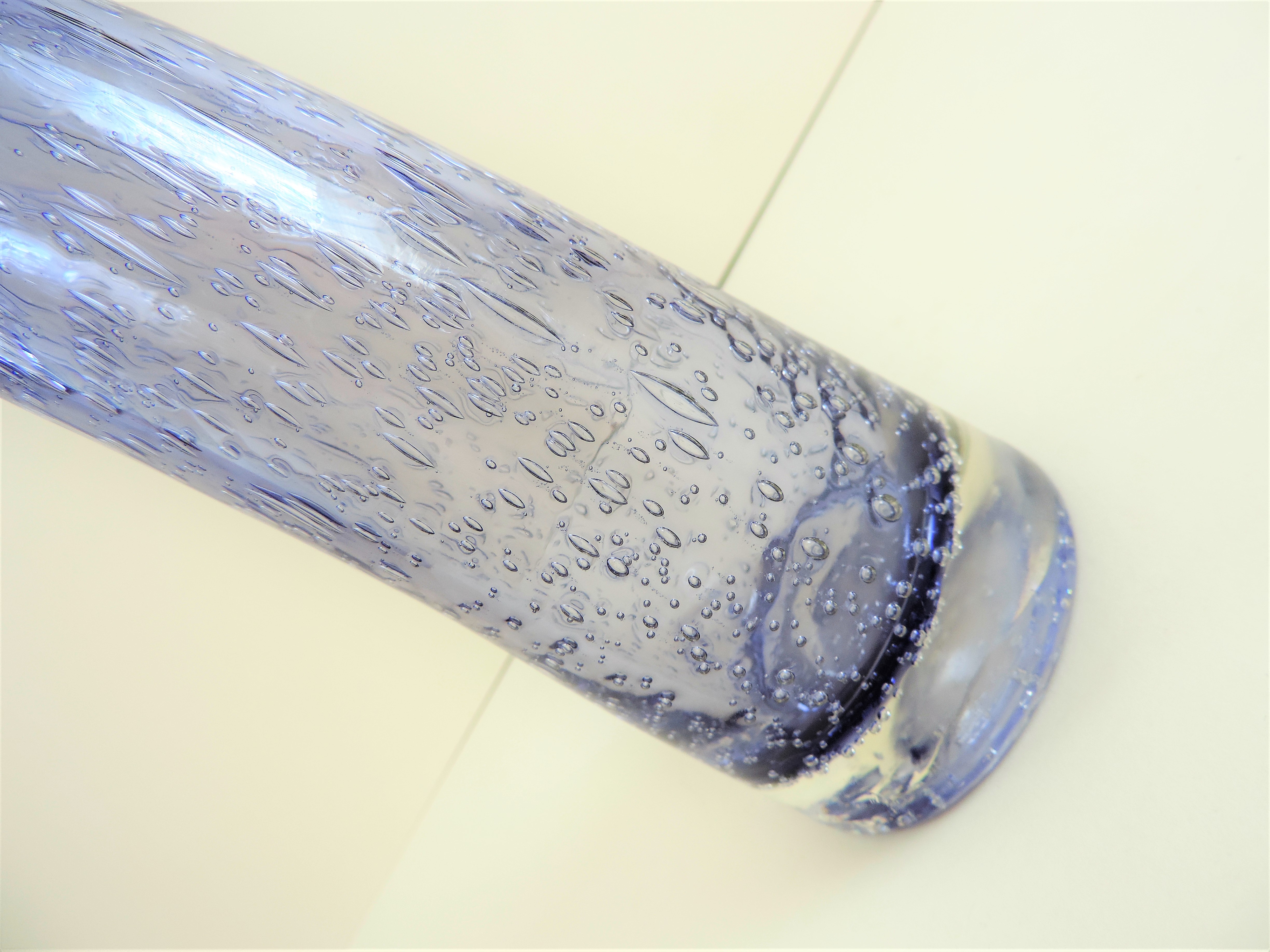 Wonky Art Glass Vase 29cm tall - Image 4 of 5