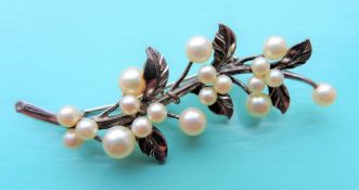 Vintage Sterling Silver Cultured Pearl Brooch