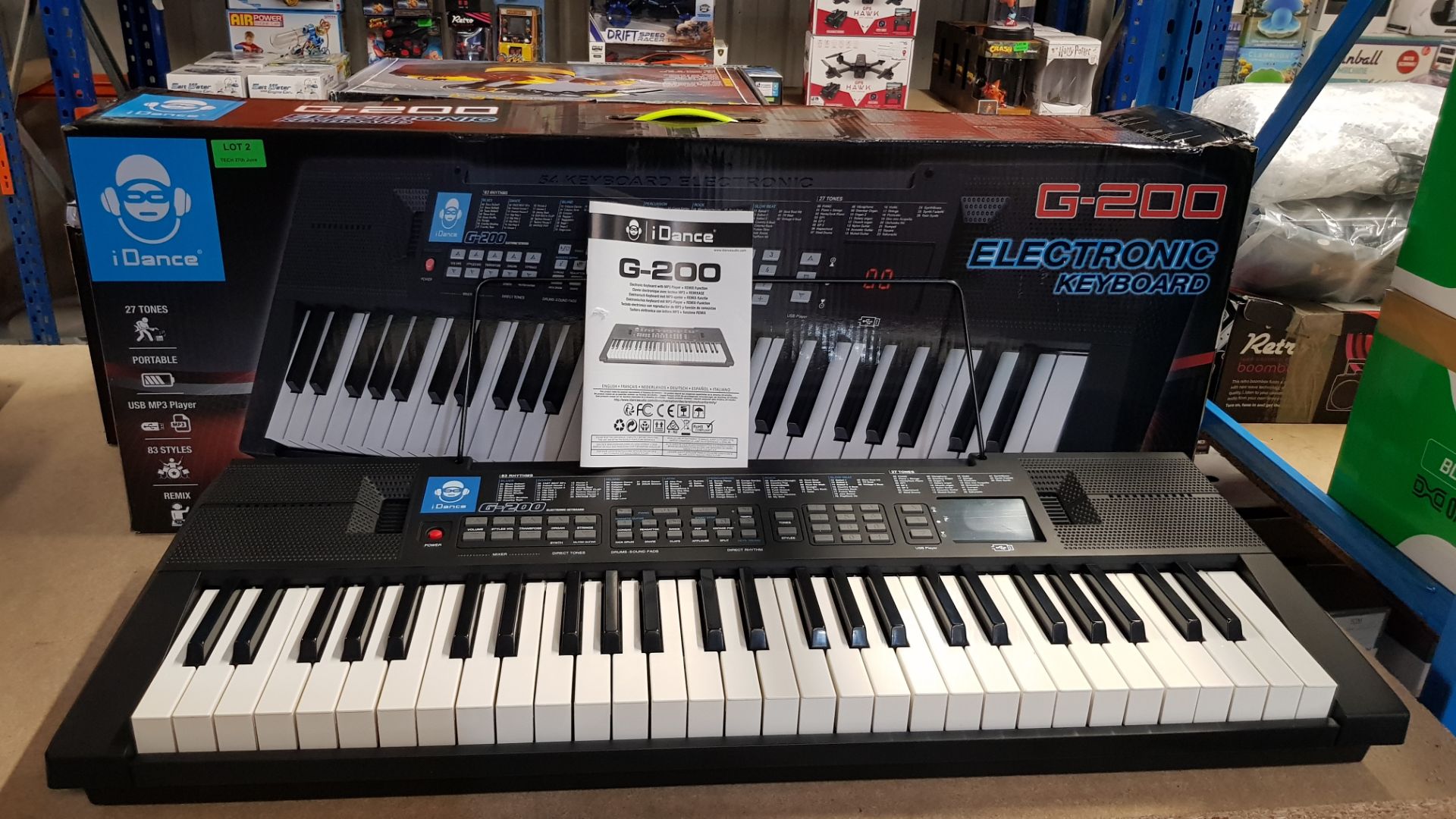 (R11E) 1x iDance Electronic Keyboard G200. 27 Tones. USB MP3 Player. 83 Percussion Styles. (Power L - Image 2 of 2