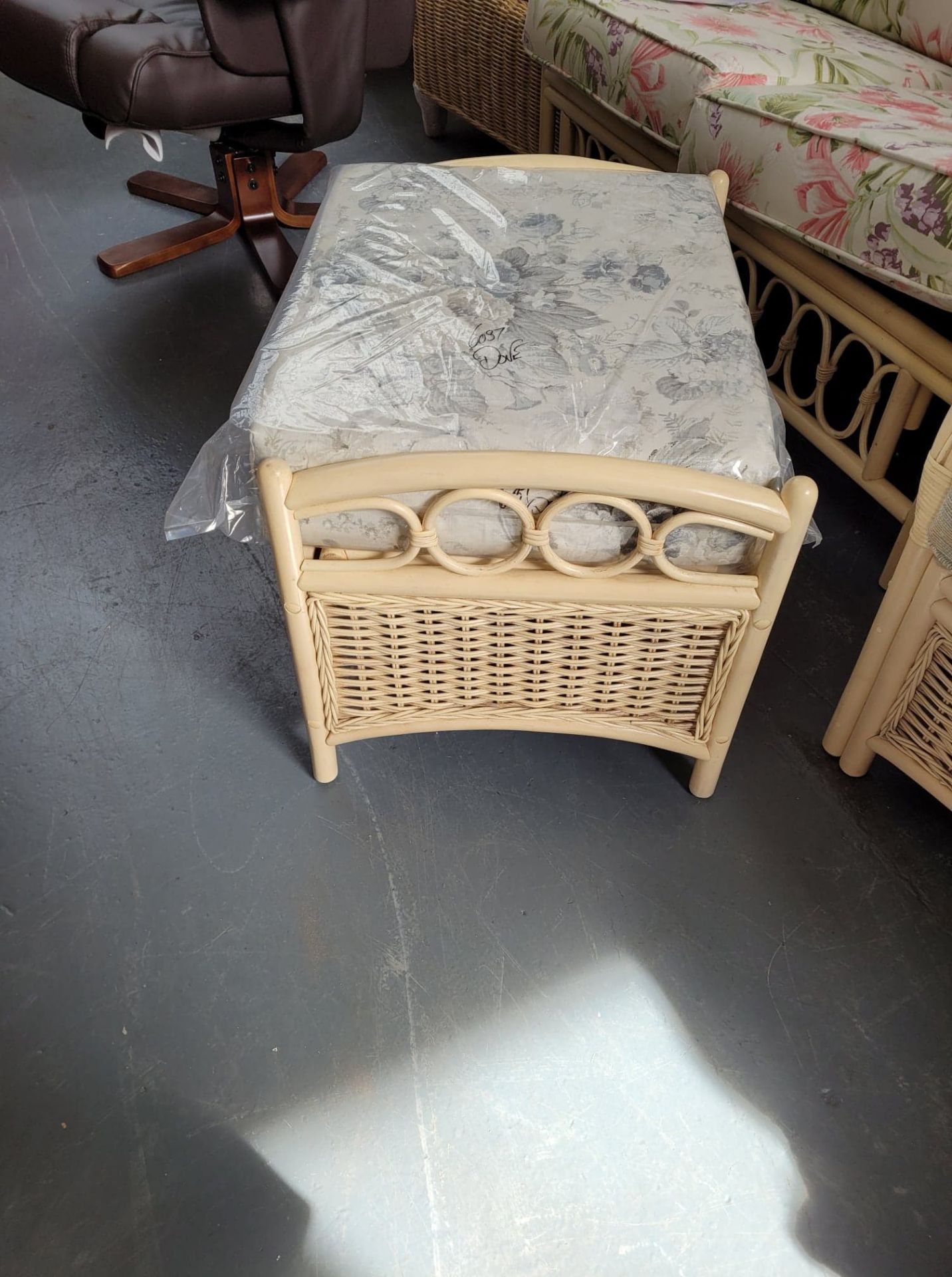 Alaina Dressing Table Stool rattan wicker - Image 3 of 3