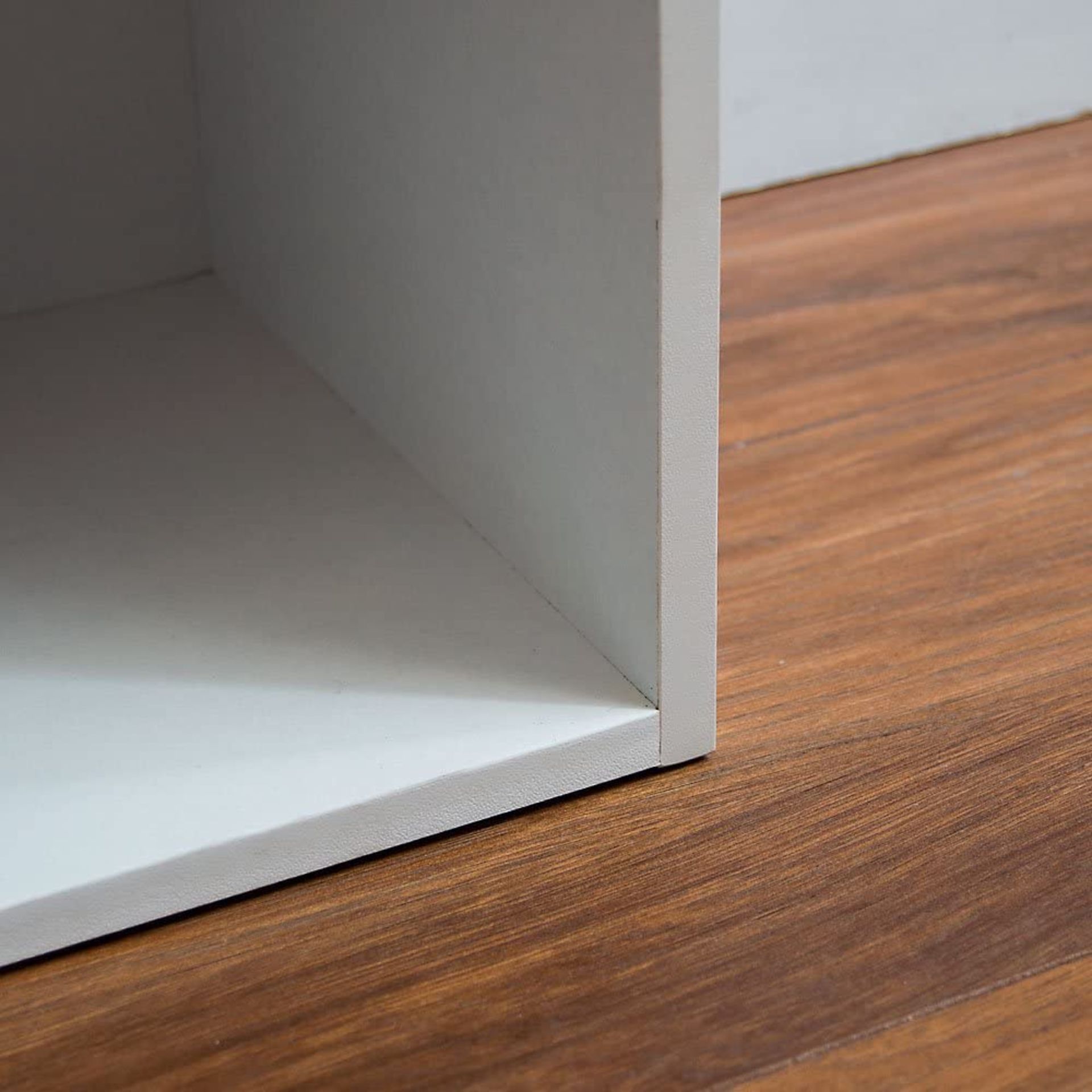 Vida Designs Oxford 4 Tier Cube Shelf White Wood Shelf Display - Image 6 of 6