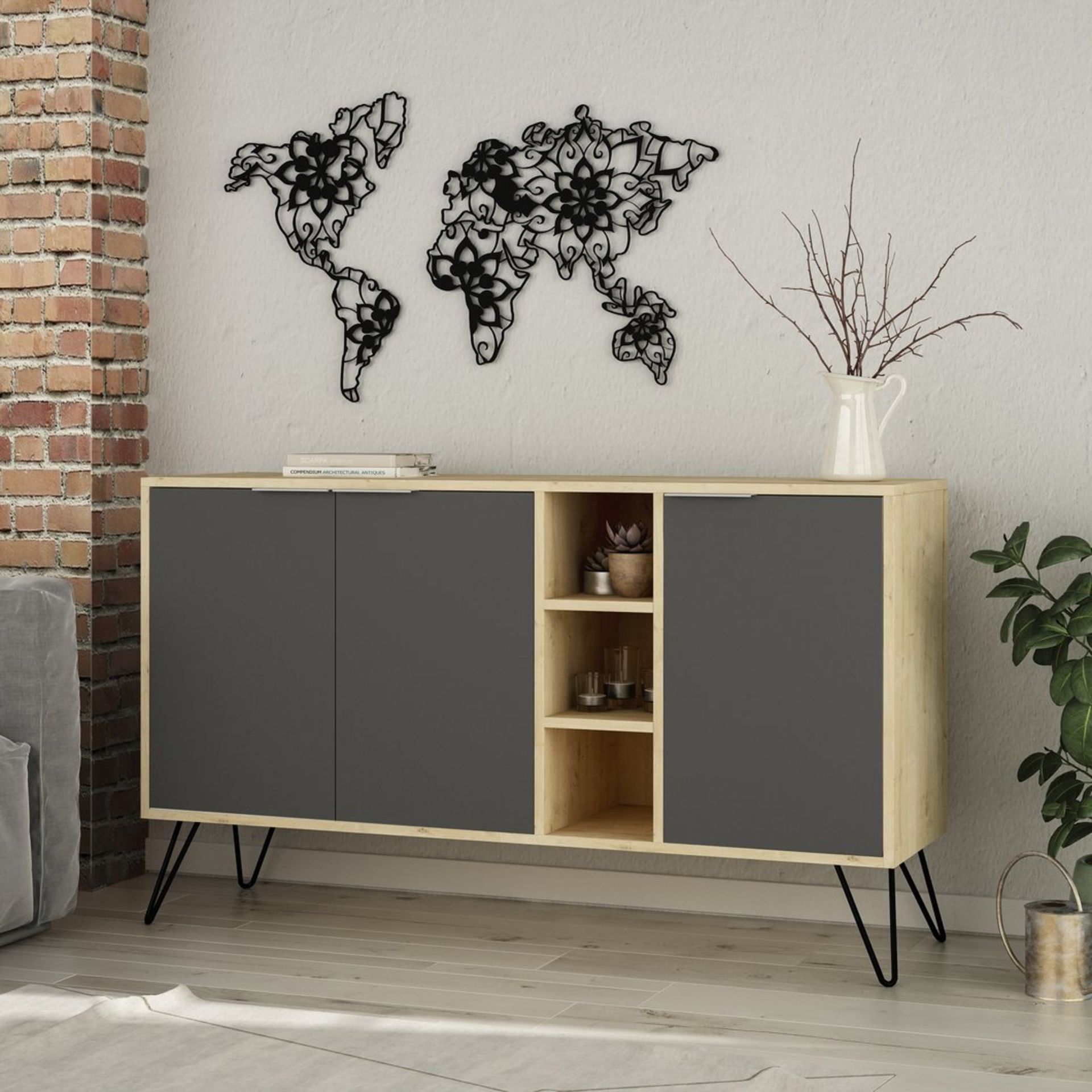 Homitis clara cabinet L 142 cm D 40 cm H 83 cm.