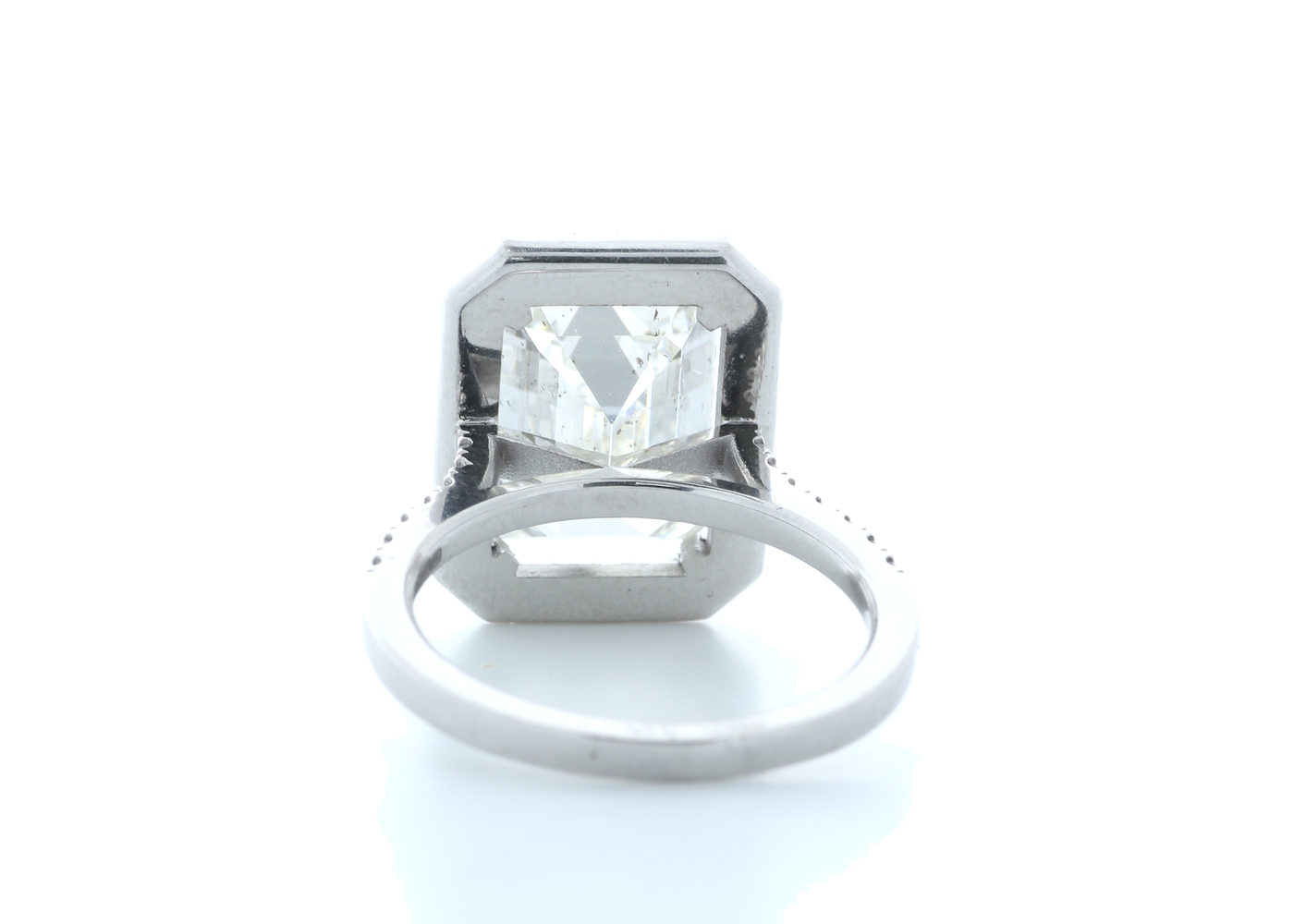 18k White Gold Emerald Cut Halo Diamond Ring 5.85 Carats - Image 3 of 5