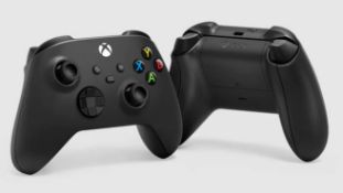 1x Xbox Wireless Controller Carbon Black RRP £54.99. (For Xbox Series X S. Xbox One. Windows 10 A
