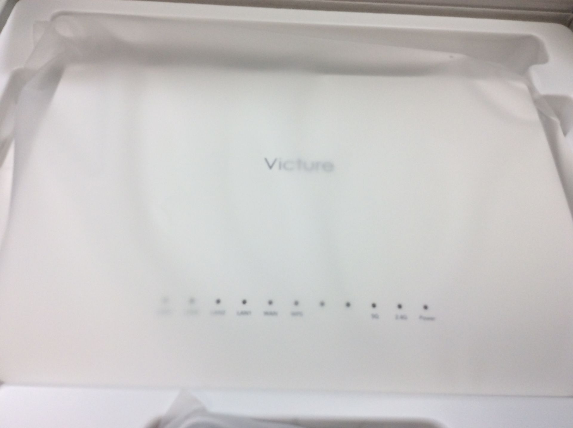 Victure WR1200 AC1200 dual band wifi router - Image 3 of 3