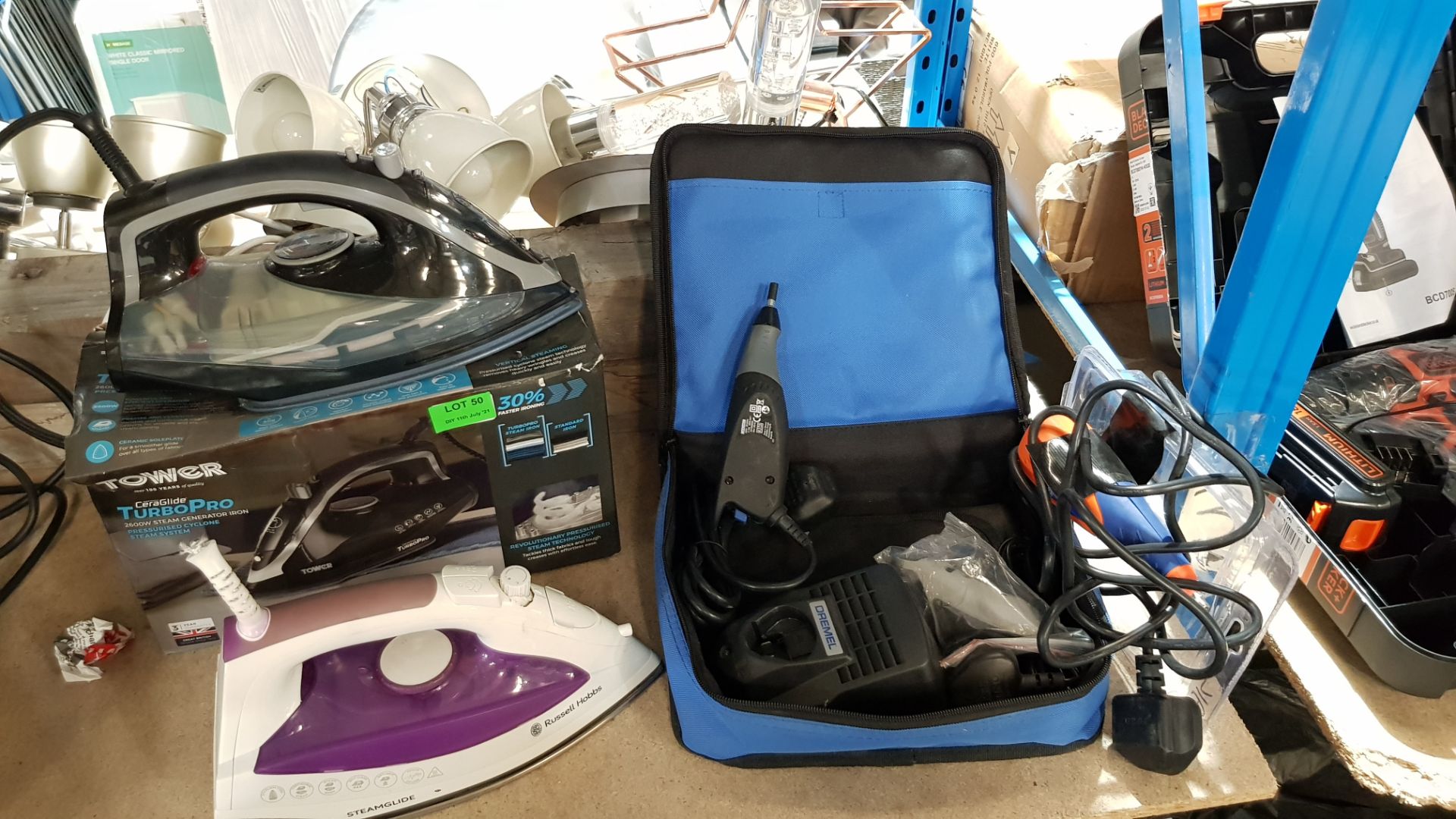 (R5G) 3 Items. 1x Dremel Engraver240V. 1x Tower Ceraglide TurboPro 2600W Steam Generator Iron. 1x R - Image 3 of 3