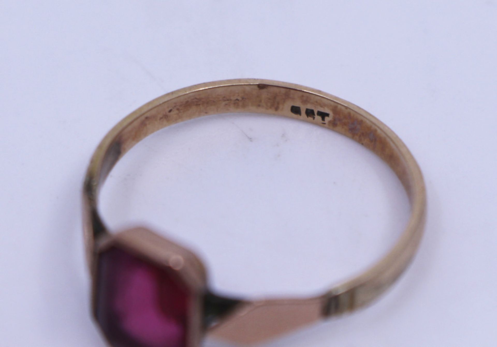 English Ruby Set Rose Gold 9ct Ring c.1930 - Image 4 of 5