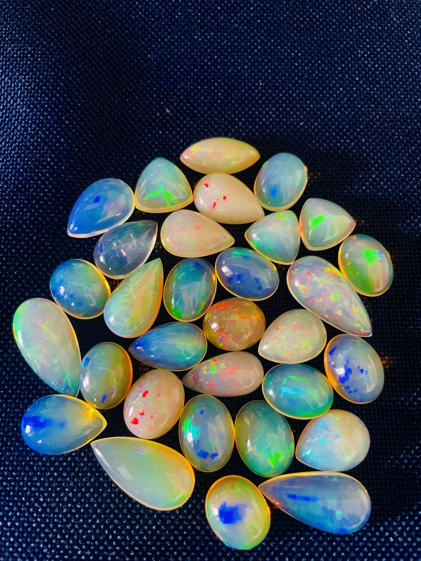 Beautiful Natural Ethiopian Fire Opal 107 Ct. Loose Gemstone - Image 2 of 6