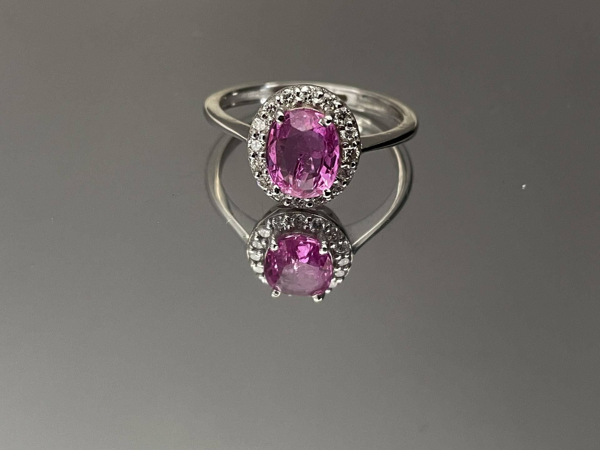 Beautiful Natural Ceylon Pink Sapphire With Natural Diamonds & 18k White Gold - Image 7 of 7