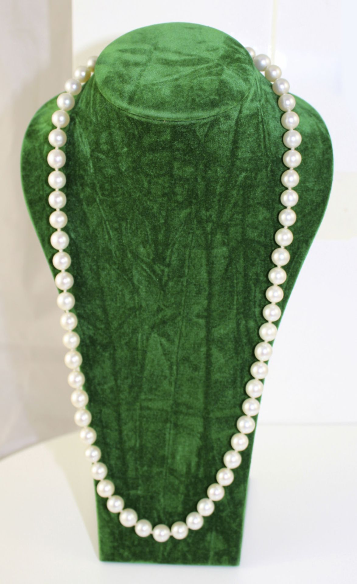 Akoya Pearl Necklace with 19th c. Sapphire Set Clasp - Image 2 of 12