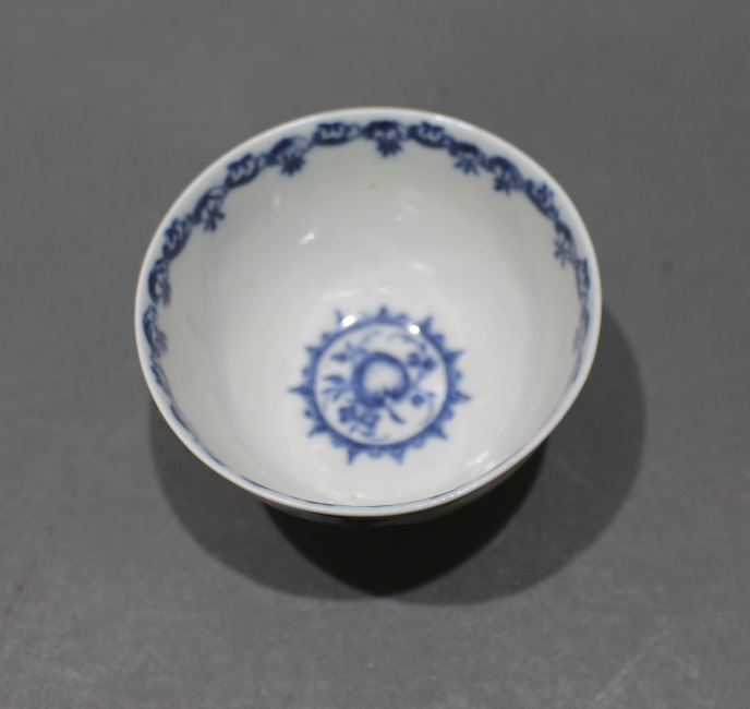 18th Century Caughley Porcelain Cup & Saucer c.1785 - Image 4 of 11
